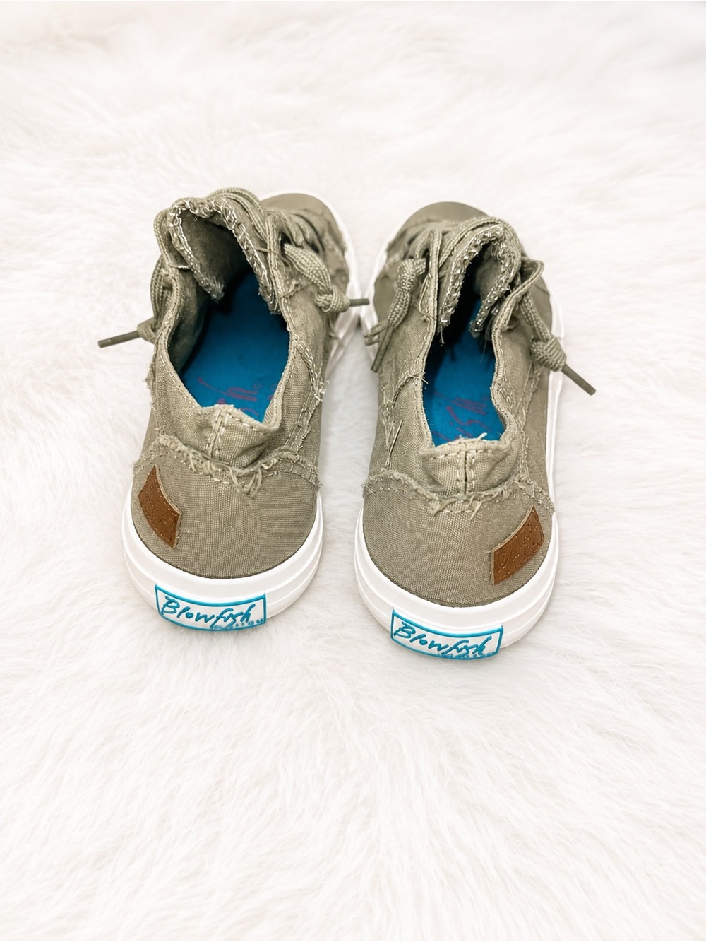 Olive Canvas Low-Top Sneakers - Casual Women's Shoes - Picture 5 of 6